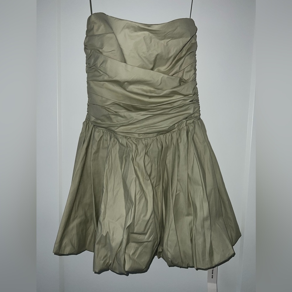 reformation Clea Dress - Picture 2 of 4